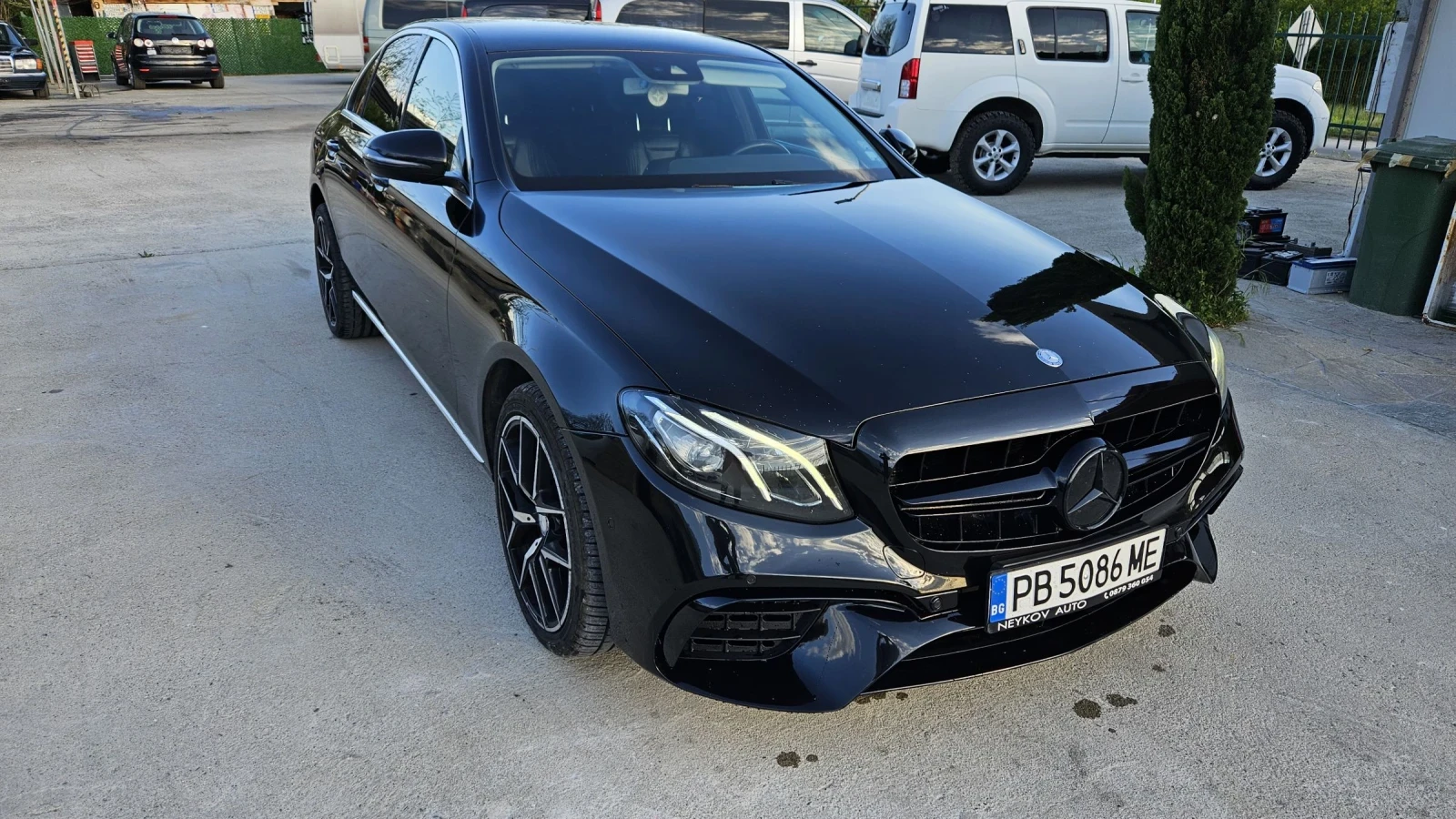 Mercedes-Benz E 220 Бартер, снимка 2 - Автомобили и джипове - 54348261