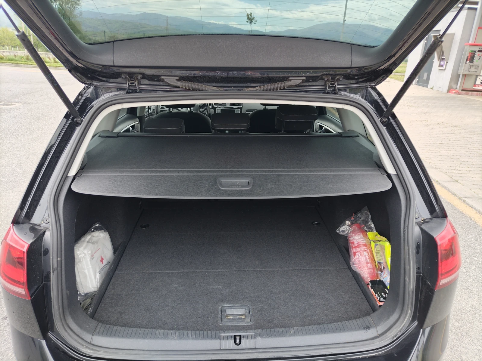 VW Golf, снимка 5 - Автомобили и джипове - 54546742