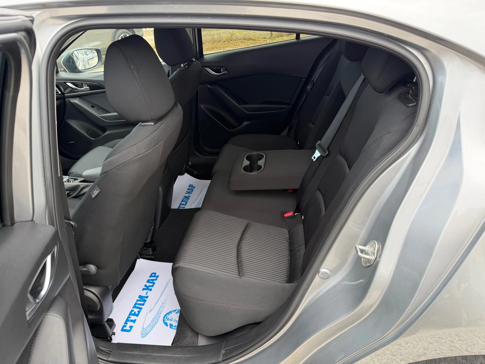 Mazda 3 2.2D-NAVI-KAMERA-PODGREV-HEAD UP-AVTOMAT-XENON | Mobile.bg � ����������� 10