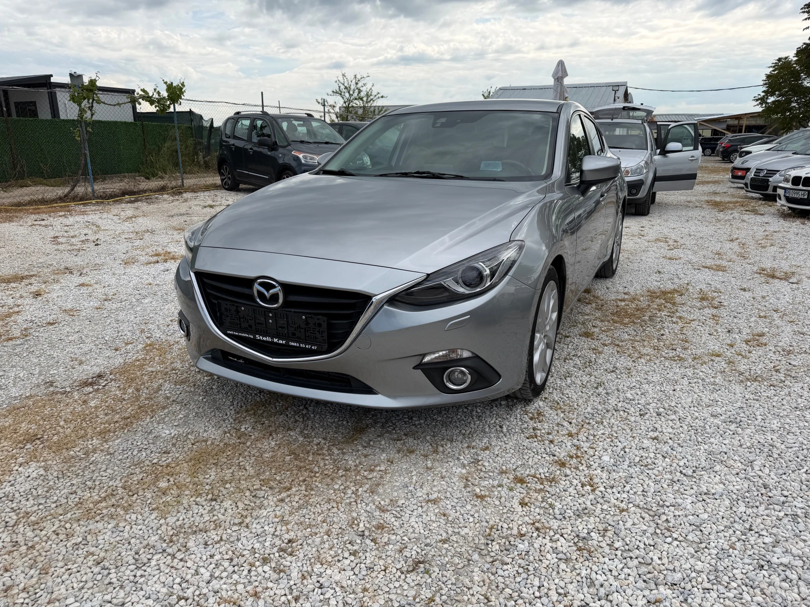 Mazda 3 2.2D-NAVI-KAMERA-PODGREV-HEAD UP-AVTOMAT-XENON