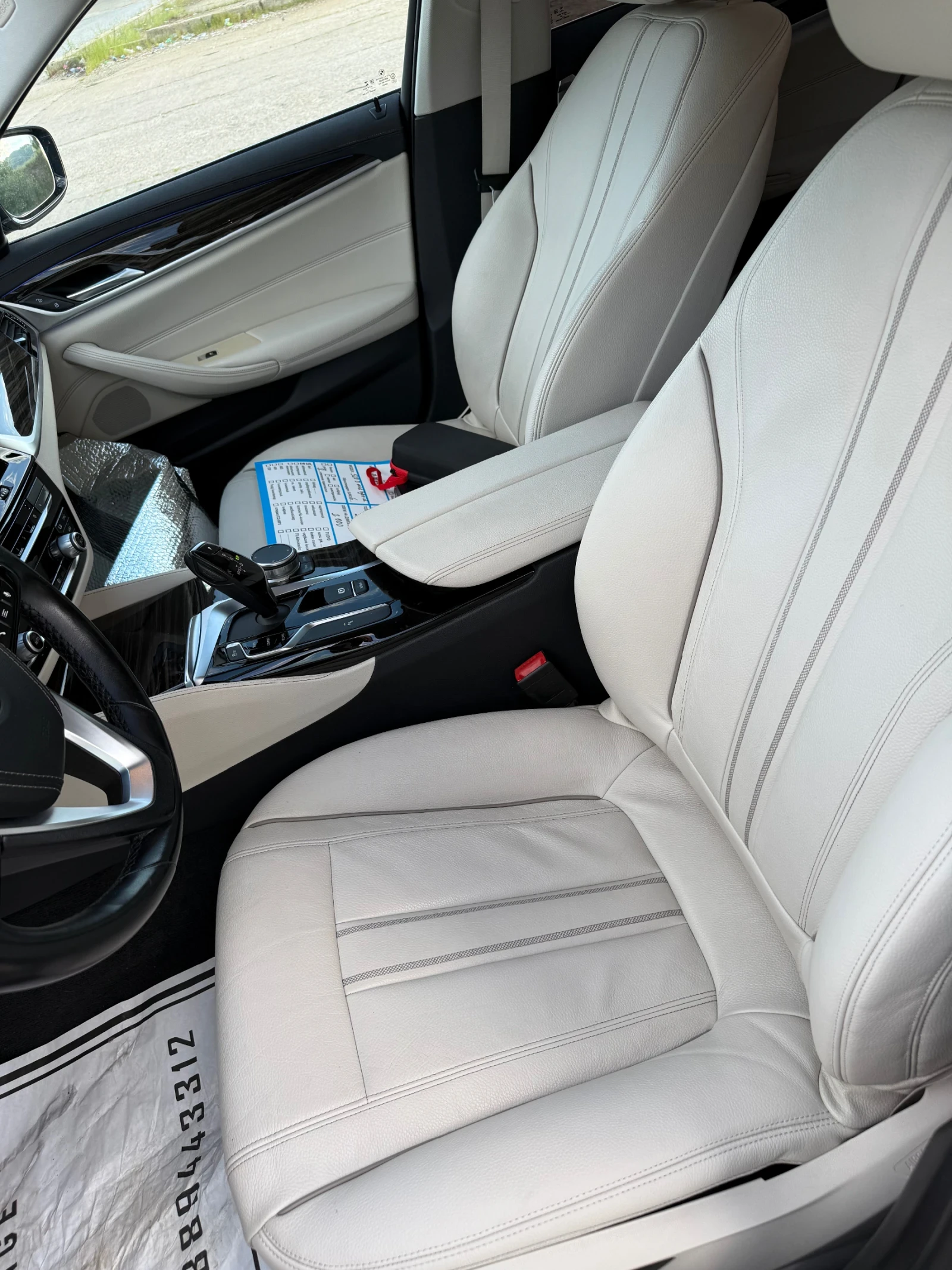 BMW 520 2.0D HYBRID , снимка 11 - Автомобили и джипове - 54560192