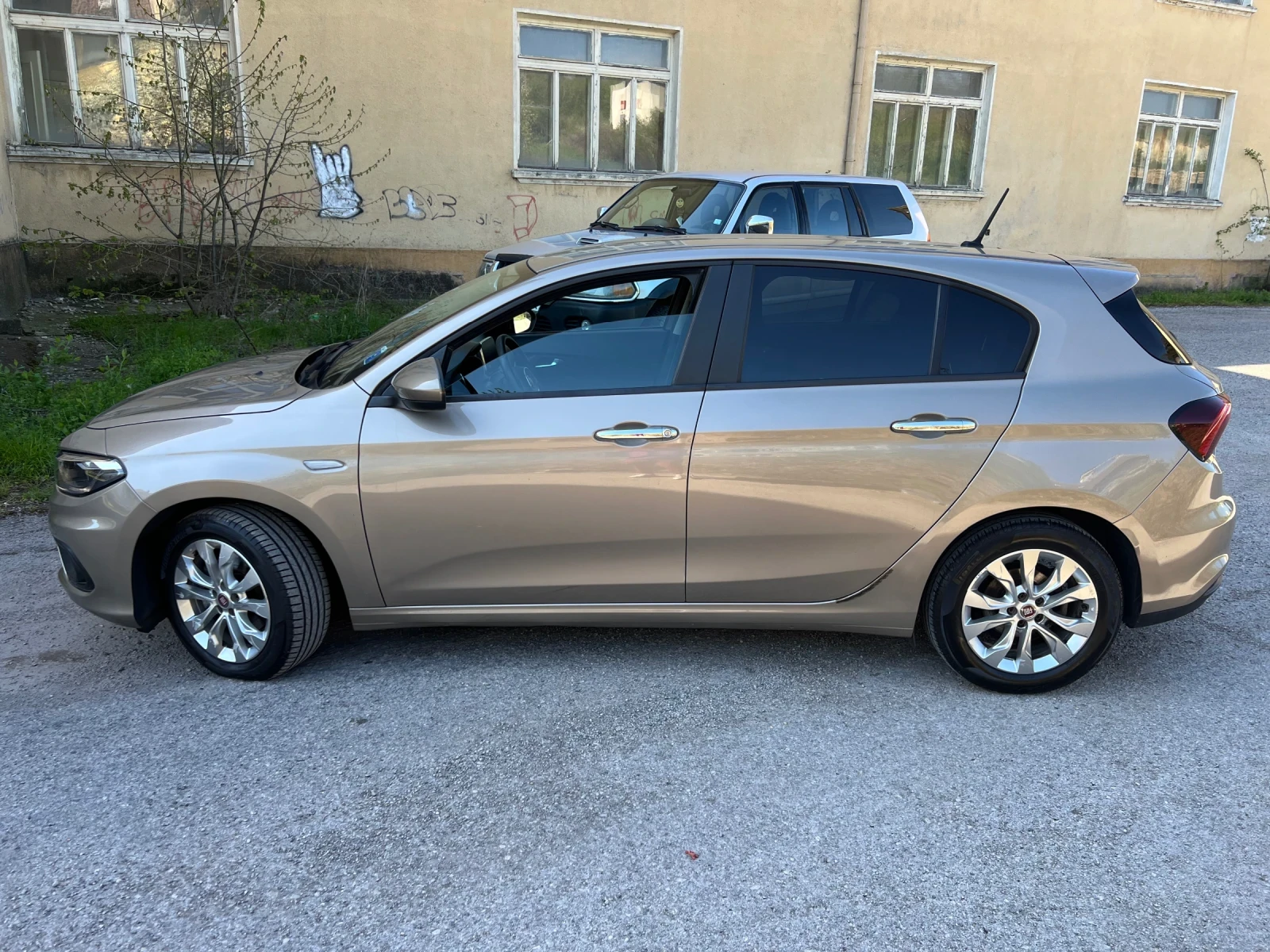 Fiat Tipo 1.4I-УНИКАТ, снимка 9 - Автомобили и джипове - 55131284