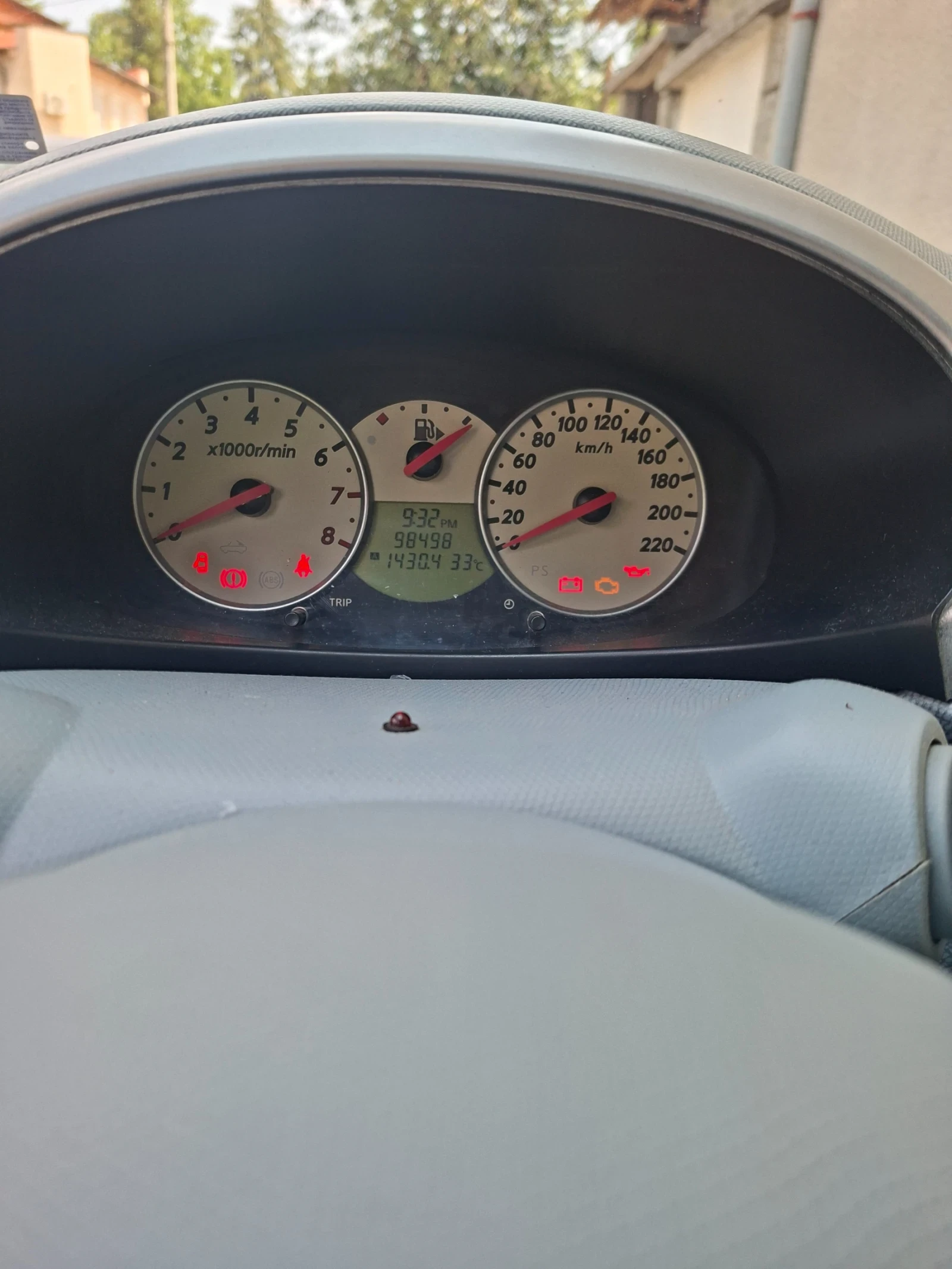 Nissan Micra 1.6, снимка 5 - Автомобили и джипове - 55340537