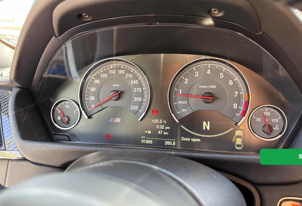 BMW M4 CARBON* MANUAL* HARMAN KARDON* LANE ASSIST* , снимка 15 - Автомобили и джипове - 55441678