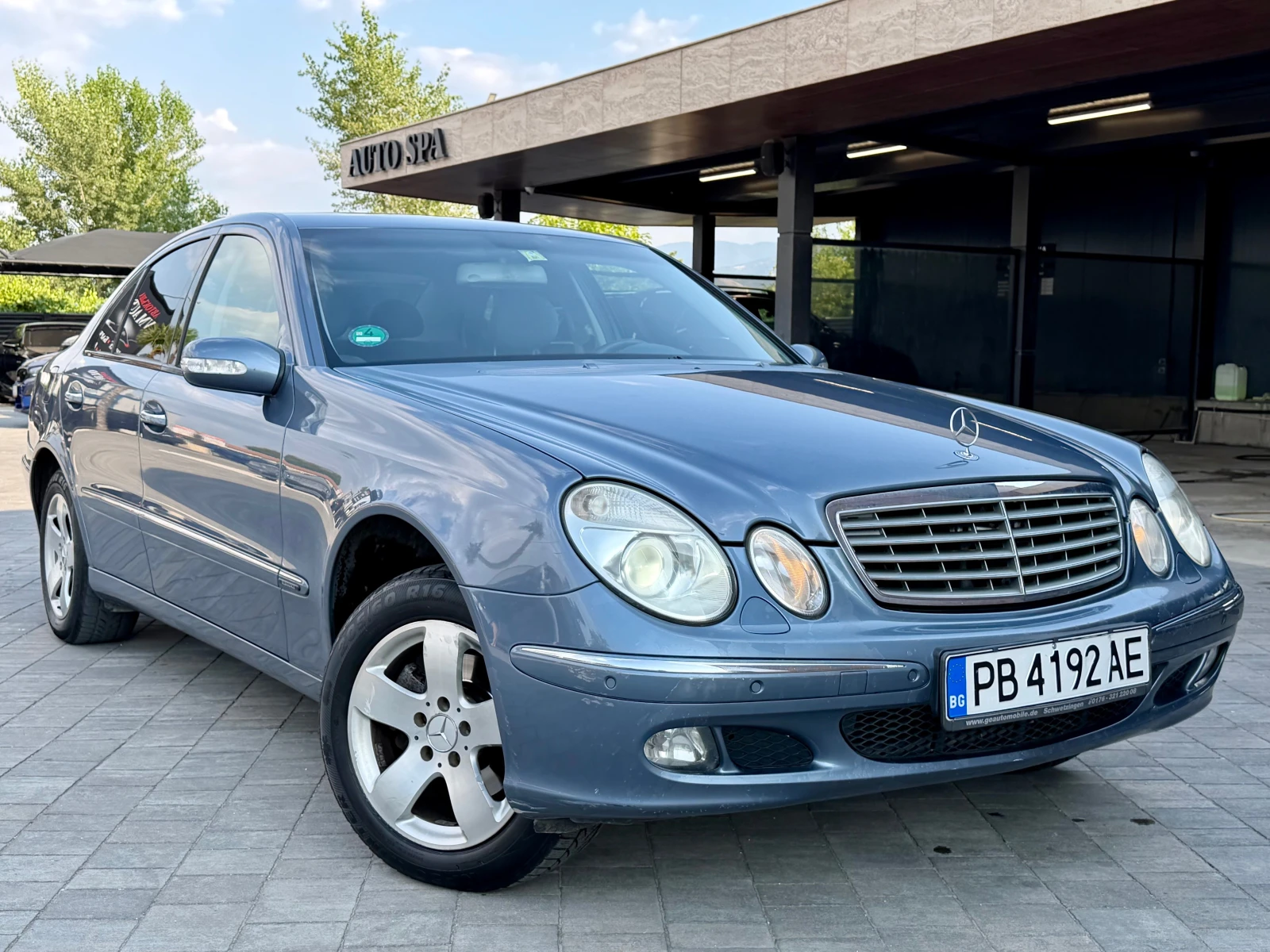 Mercedes-Benz E 240 Elegance * NAVI* Xenon* , снимка 3 - Автомобили и джипове - 55578856