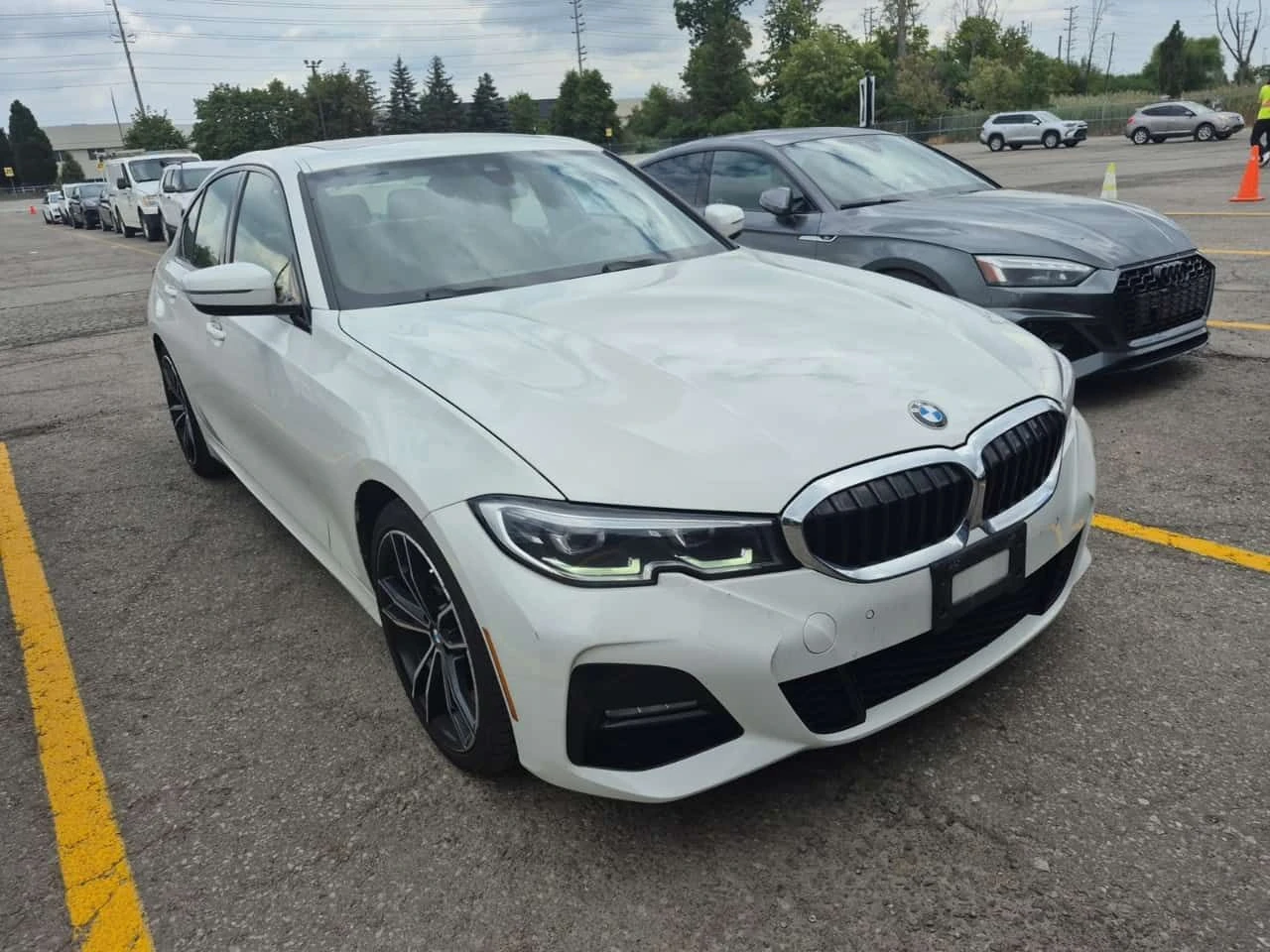 BMW 330 * 330I XDRIVE * АВТОКРЕДИТ БЕЗ ПЪРВОНАЧАЛНА ВНОСКА, снимка 2 - Автомобили и джипове - 55585784