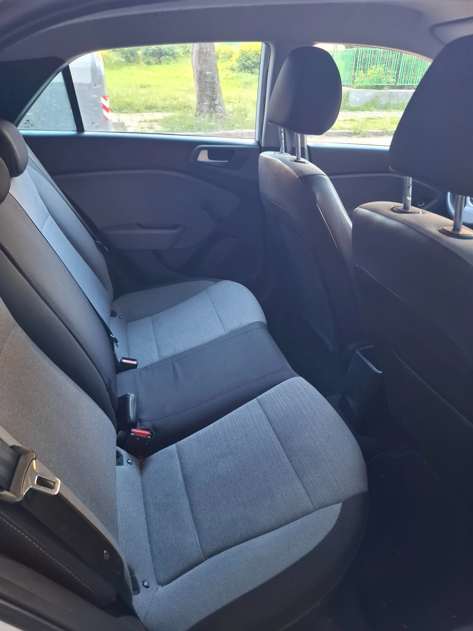 Hyundai I20 ГАЗ, снимка 11 - Автомобили и джипове - 55780052