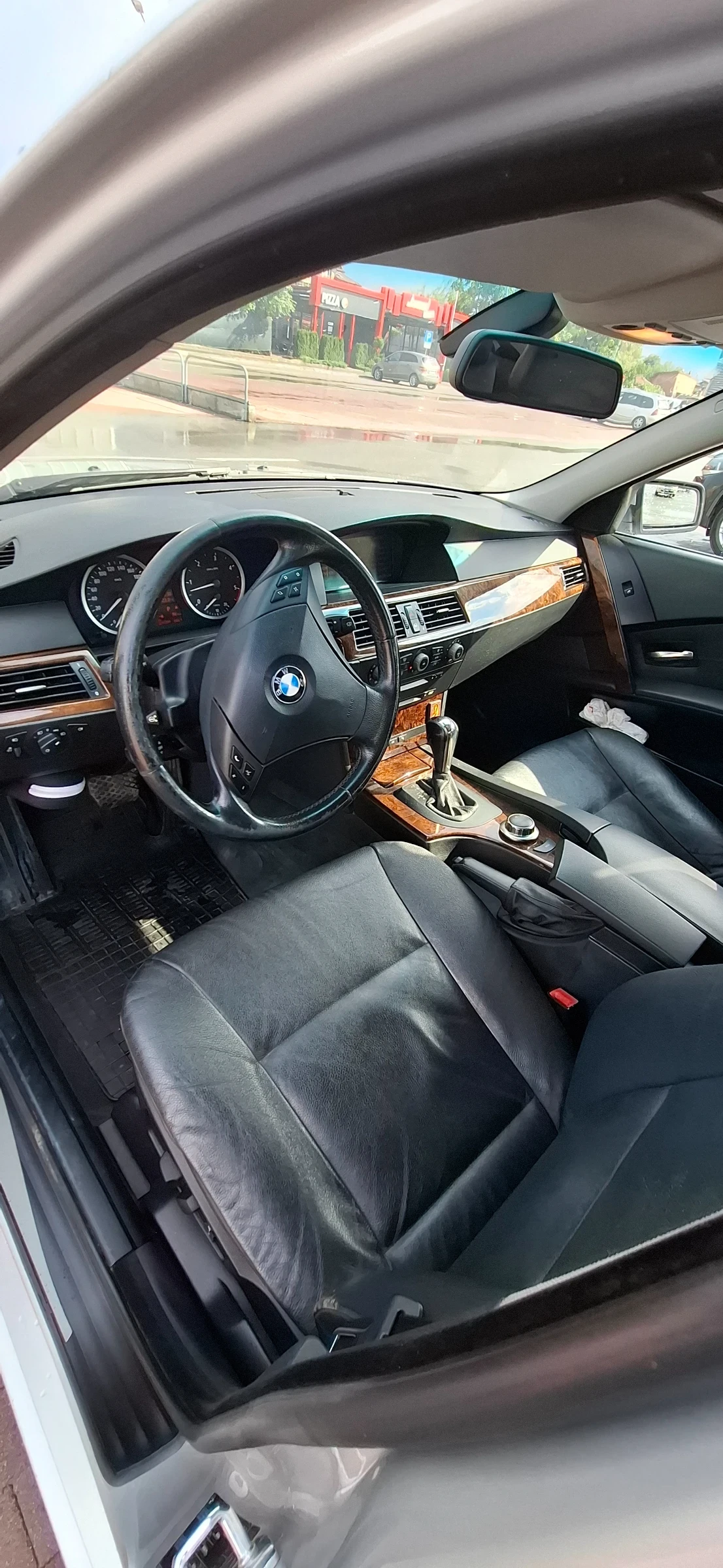BMW 530, снимка 11 - Автомобили и джипове - 55790668