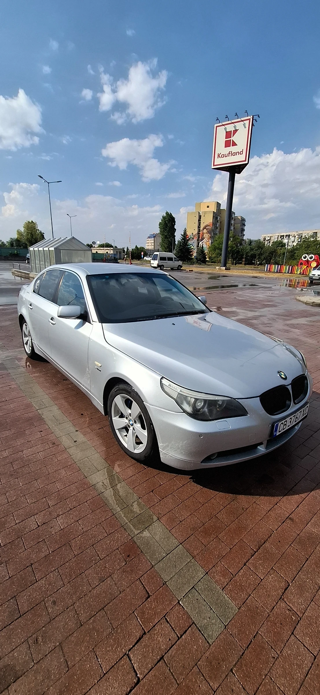 BMW 530