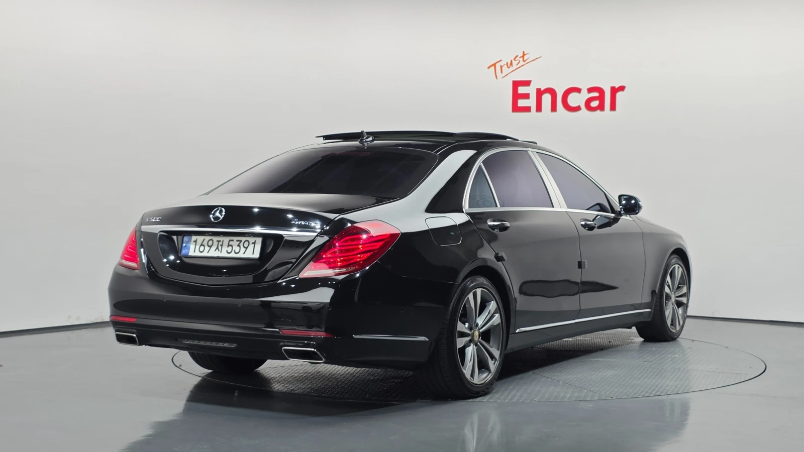 Mercedes-Benz S 500 4.7 V8 Biturbo 4MATIC, FULL, снимка 2 - Автомобили и джипове - 55818147