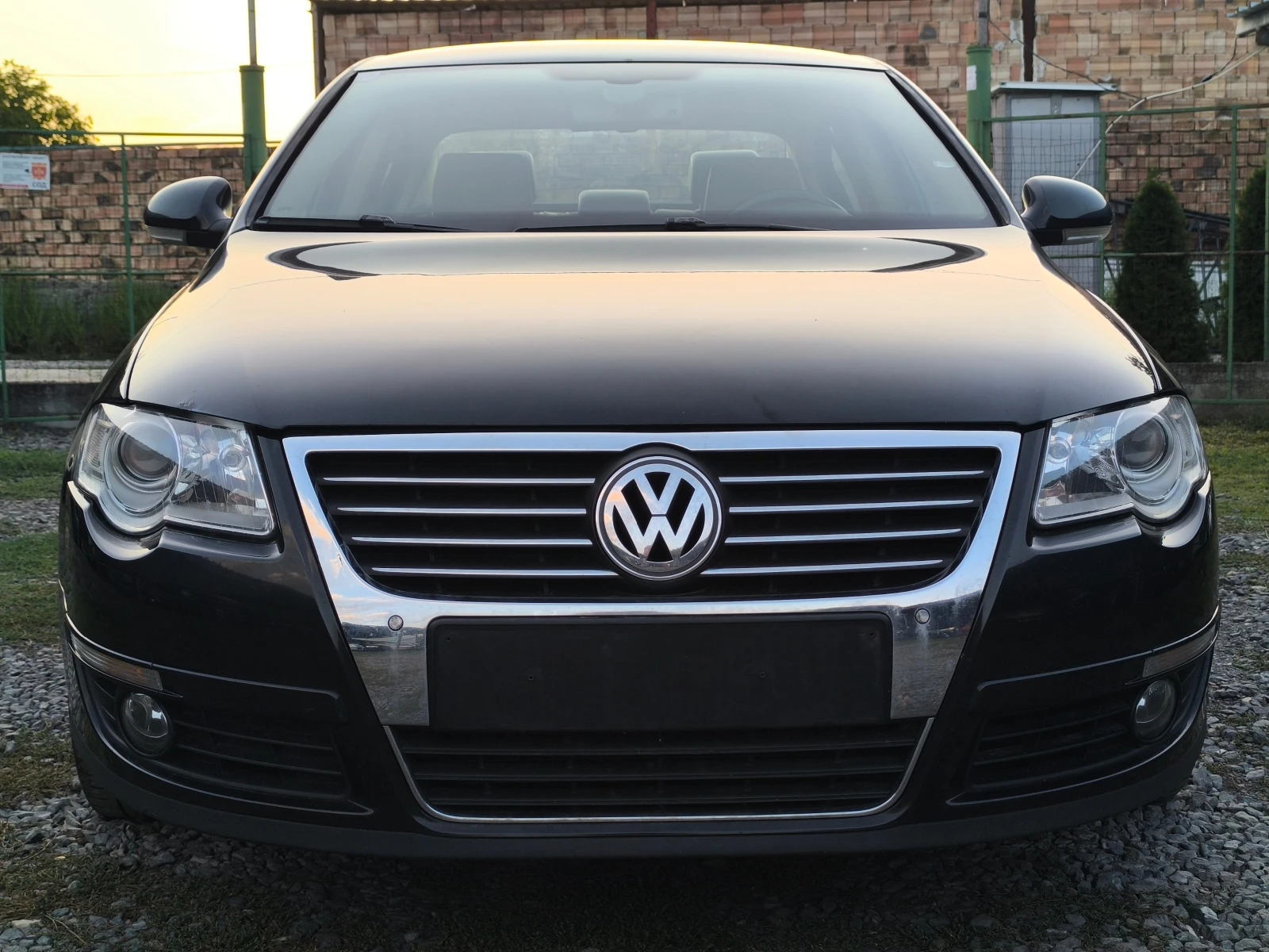 VW Passat -1.9TDI-105кс-HIGHLINE-КОЖА-КЛИМАТРОНИК-НАВИГАЦИЯ-, снимка 8 - Автомобили и джипове - 55902633