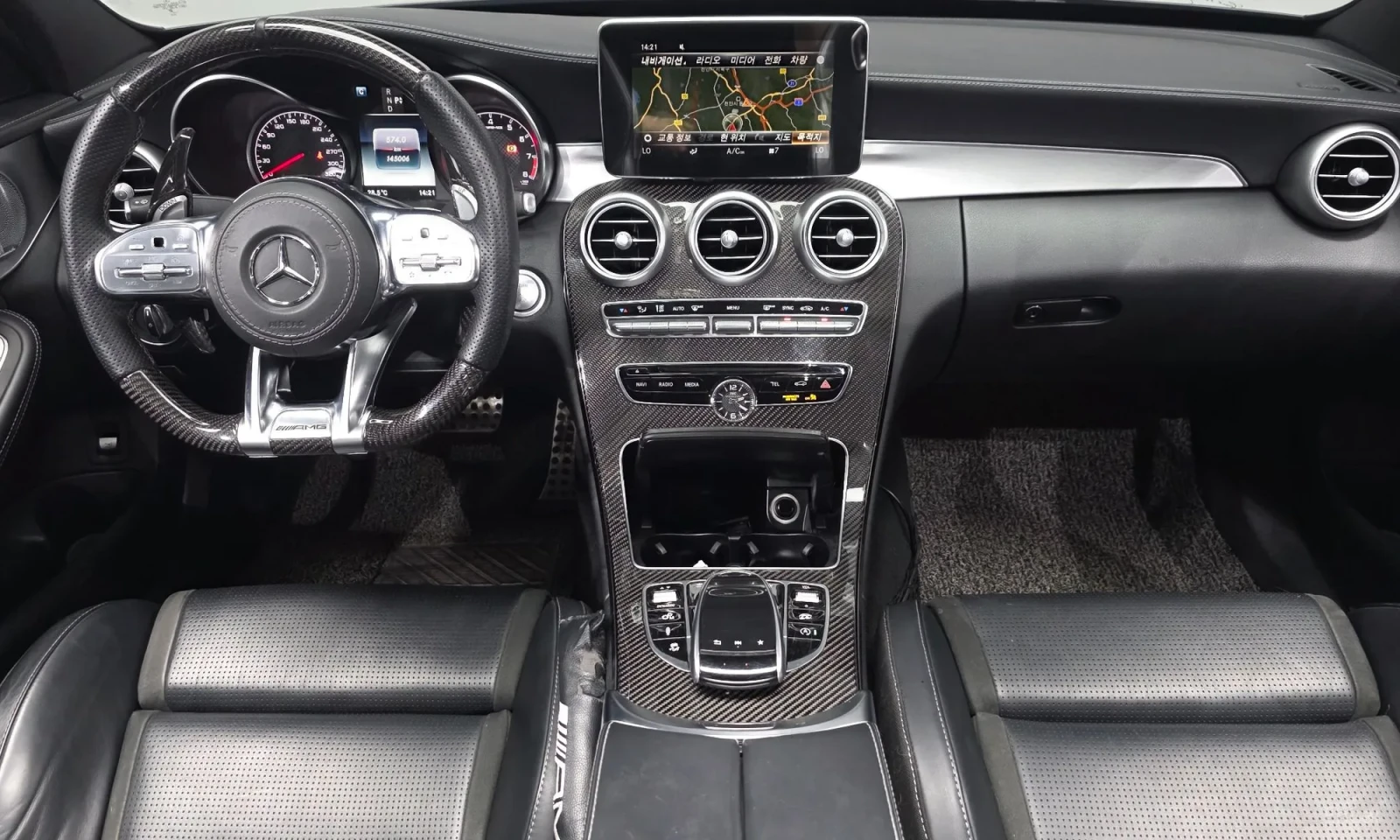 Mercedes-Benz C 63 AMG TOP CENA\Realni kilometri\full extri, снимка 7 - Автомобили и джипове - 56185605
