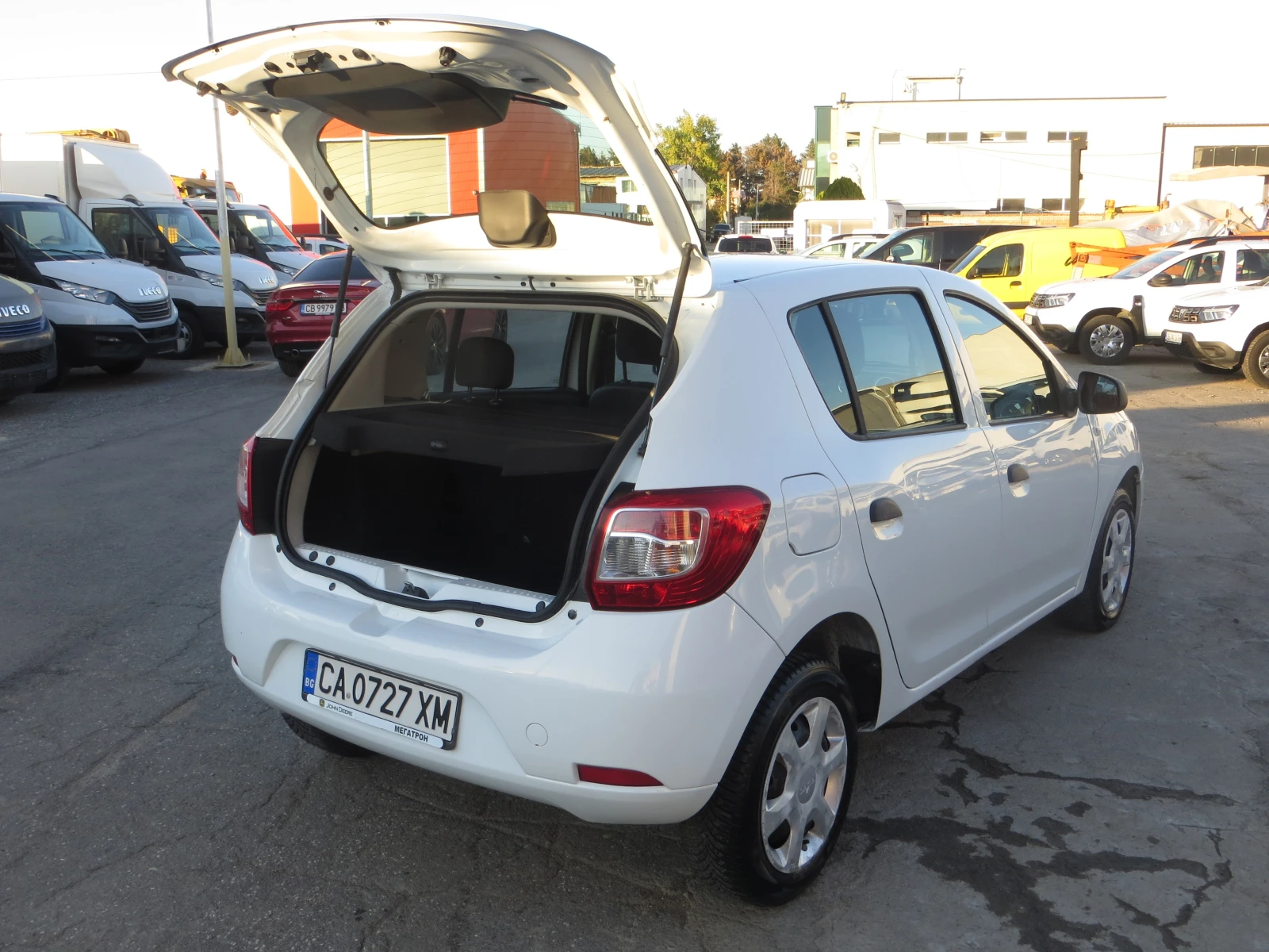 Dacia Sandero 1, 5 DCI N1, снимка 16 - Автомобили и джипове - 56311855
