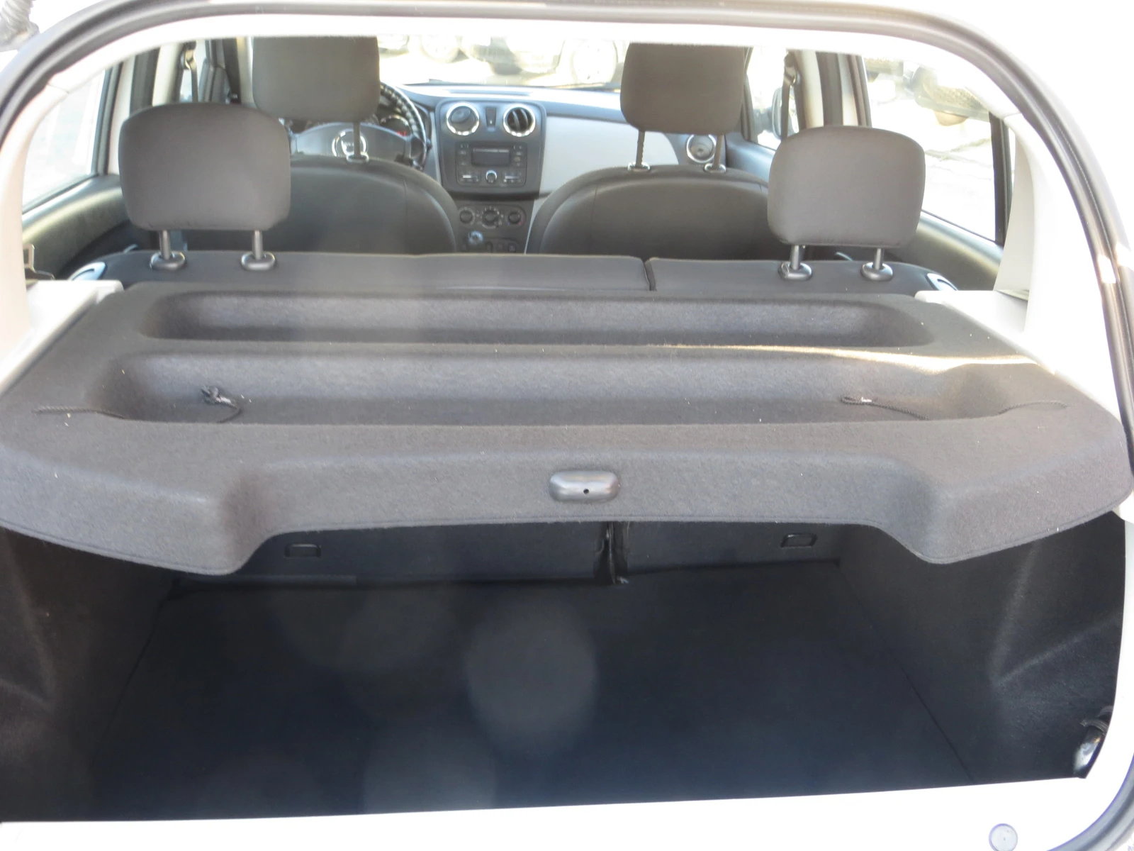 Dacia Sandero 1, 5 DCI N1, снимка 15 - Автомобили и джипове - 56311855