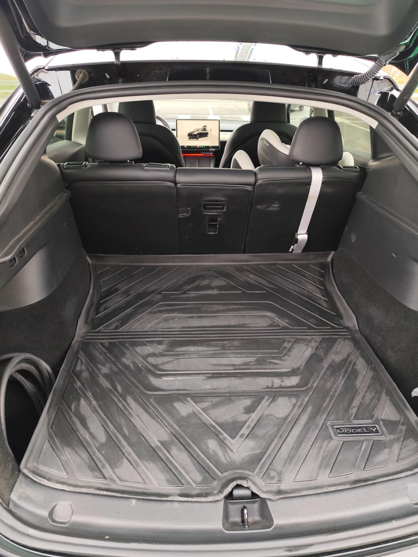 Tesla Model Y Франция / LFP /Ryzen/FSD/Термопомпа , снимка 8 - Автомобили и джипове - 56728641