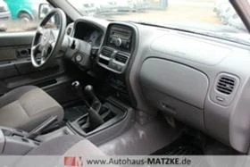 Nissan Navara 2.5di,NP300,4x4,Pickup,Ролбар, снимка 6