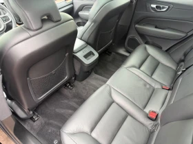 Volvo XC60 B6 Plus Dark Theme, снимка 16