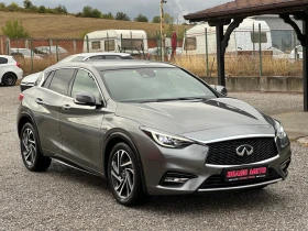  Infiniti Q30