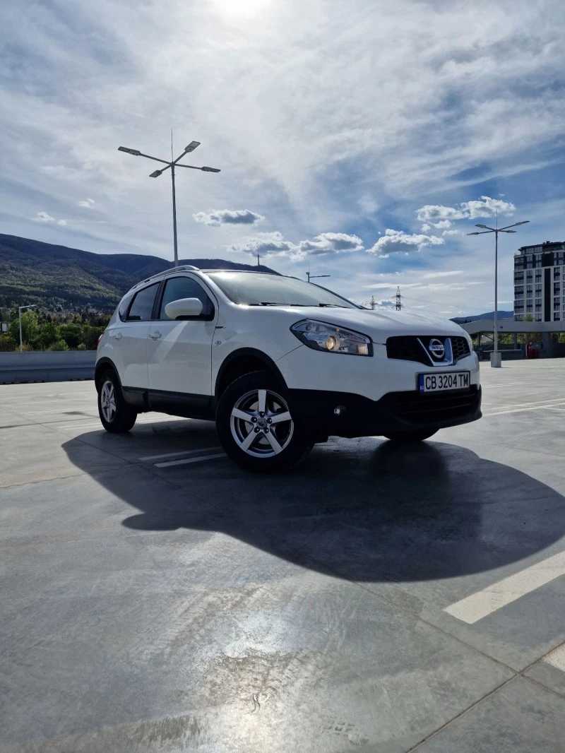 Nissan Qashqai 2.0 141к.с  360  camera ГАЗ, снимка 1 - Автомобили и джипове - 47002905