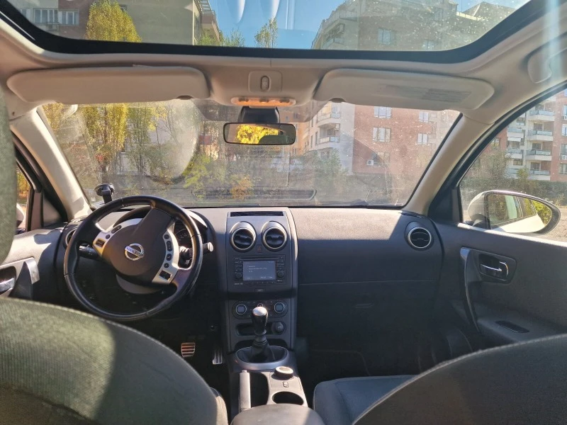 Nissan Qashqai 2.0 141к.с  360  camera ГАЗ, снимка 8 - Автомобили и джипове - 47002905