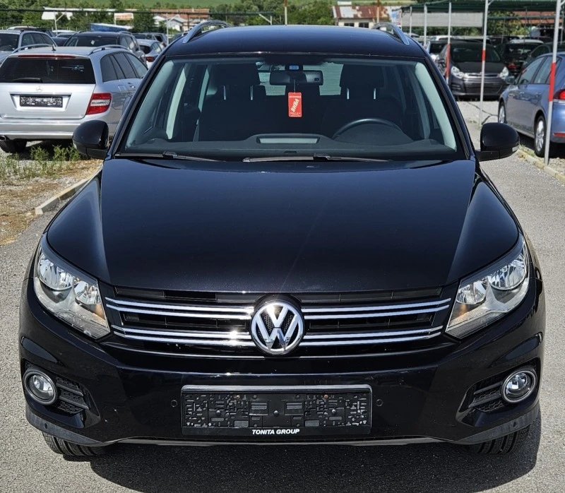 VW Tiguan 2.0TDI 140K 4MOTION Топ състояние, снимка 2 - Автомобили и джипове - 46356430