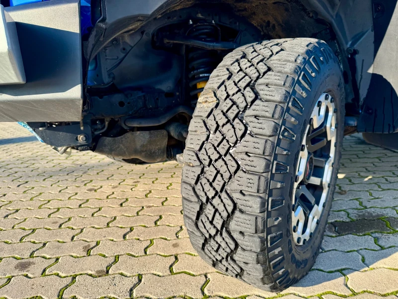 Toyota Fj cruiser 4WD/ АУТО/ ТЕГЛИЧ/ БЛОКАЖ НА ДИФЕРЕНЦИАЛА / GAZ, снимка 10 - Автомобили и джипове - 52613671