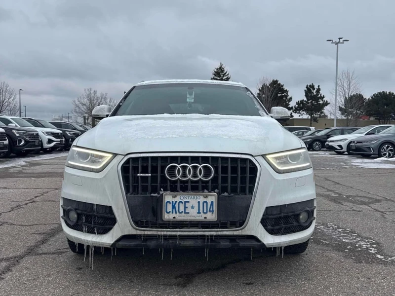 Audi Q3 2015 QUATTRO * БЕЗ ПЪРВОНАЧАЛНА ВНОСКА* , снимка 2 - Автомобили и джипове - 52869631