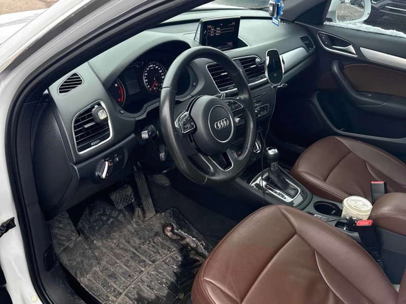 Audi Q3 2015 QUATTRO * БЕЗ ПЪРВОНАЧАЛНА ВНОСКА* , снимка 7 - Автомобили и джипове - 52869631