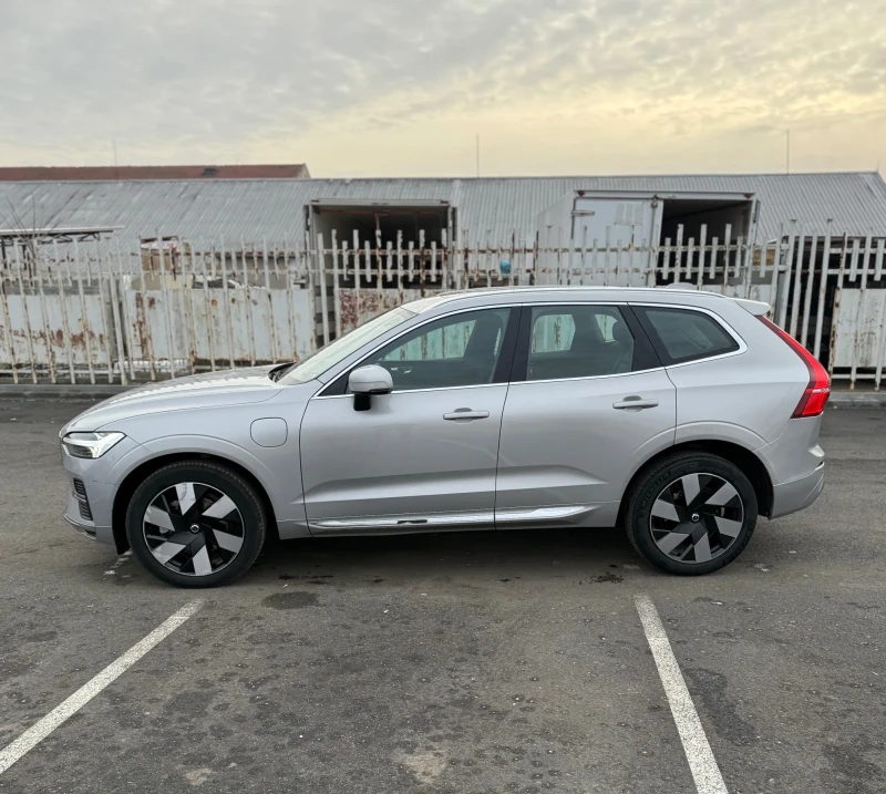 Volvo XC60 T8 455 hp plug in, снимка 3 - Автомобили и джипове - 53031142