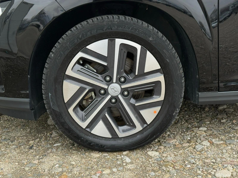 Hyundai Kona 64kWh/Face/13000km/Термопомпа/История/HUD/Лизинг, снимка 17 - Автомобили и джипове - 53427435