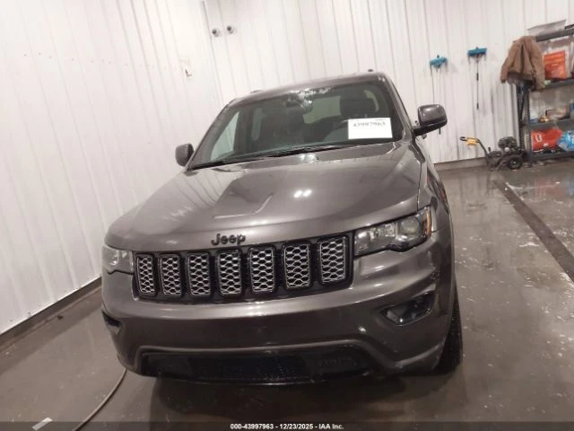 Jeep Grand cherokee ALTITUDE 4X4, снимка 12 - Автомобили и джипове - 53189494