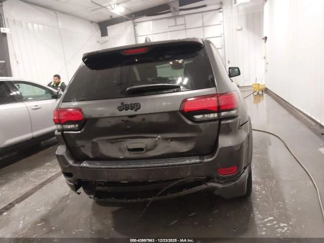 Jeep Grand cherokee ALTITUDE 4X4, снимка 15 - Автомобили и джипове - 53189494