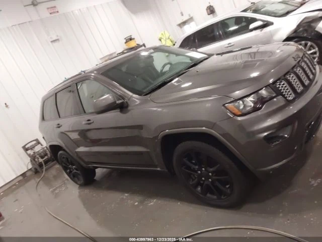 Jeep Grand cherokee ALTITUDE 4X4, снимка 13 - Автомобили и джипове - 53189494