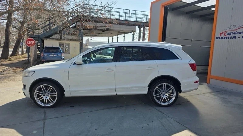 Audi Q7, снимка 7 - Автомобили и джипове - 56191726