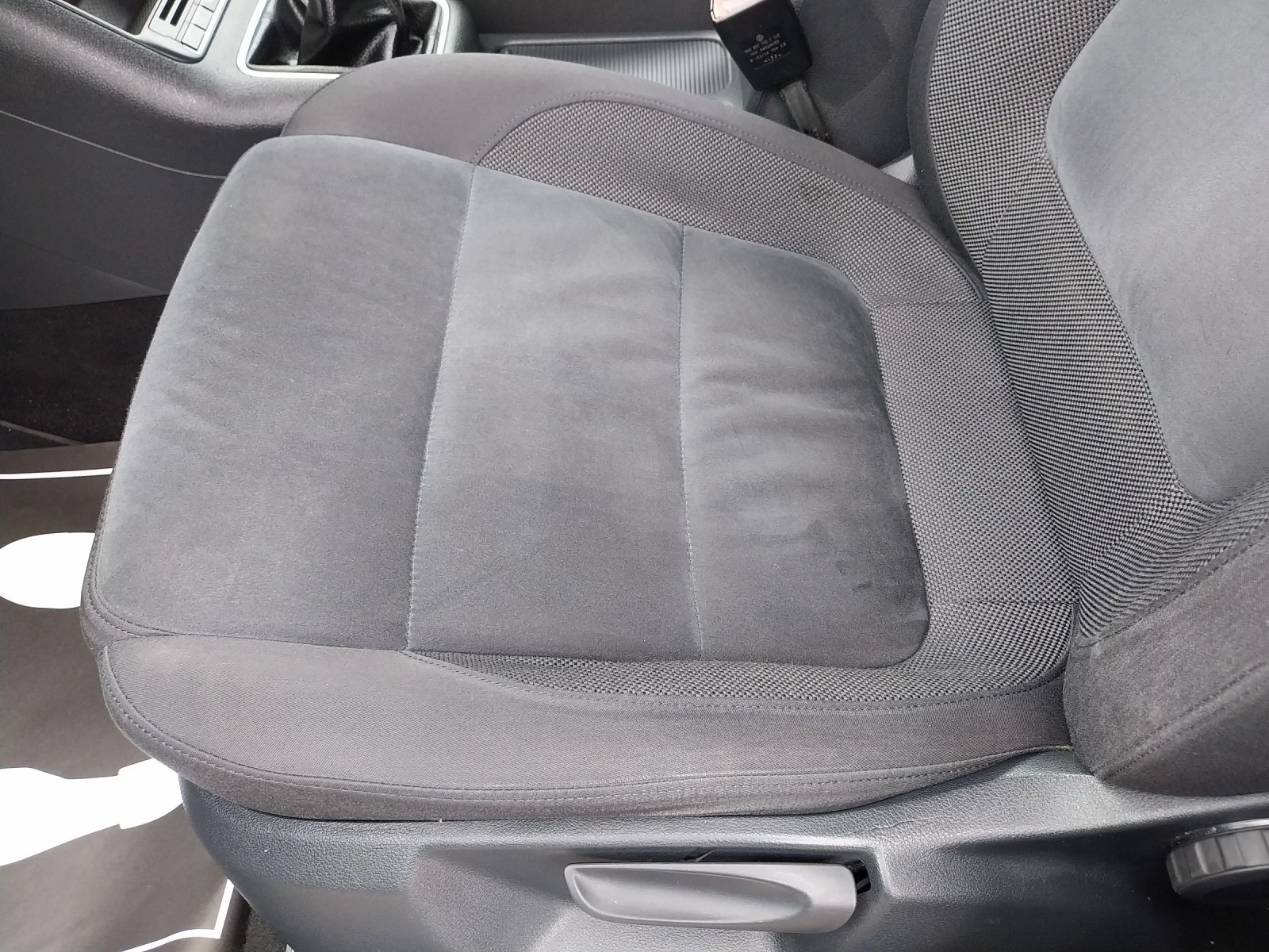 VW Tiguan 2.0 TDI - изображение 9