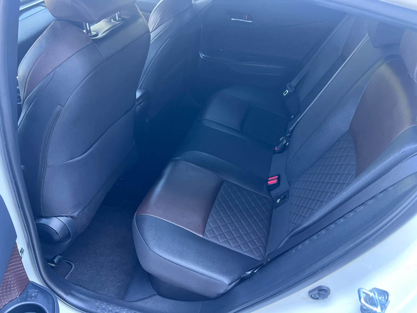 Toyota C-HR 1.8 Hybrid  - изображение 10