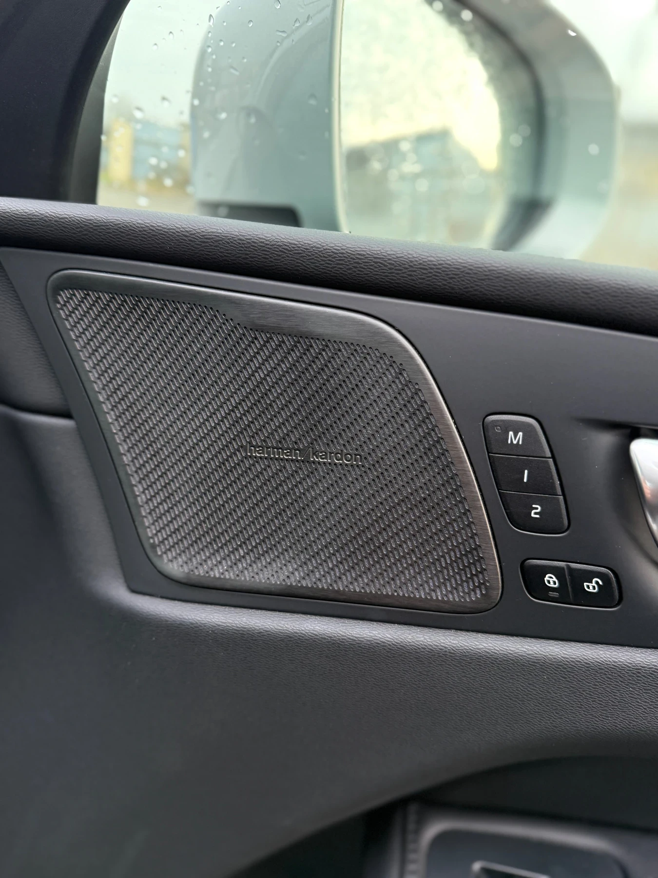 Volvo XC60 T8 455 hp plug in | Mobile.bg � ����������� 9