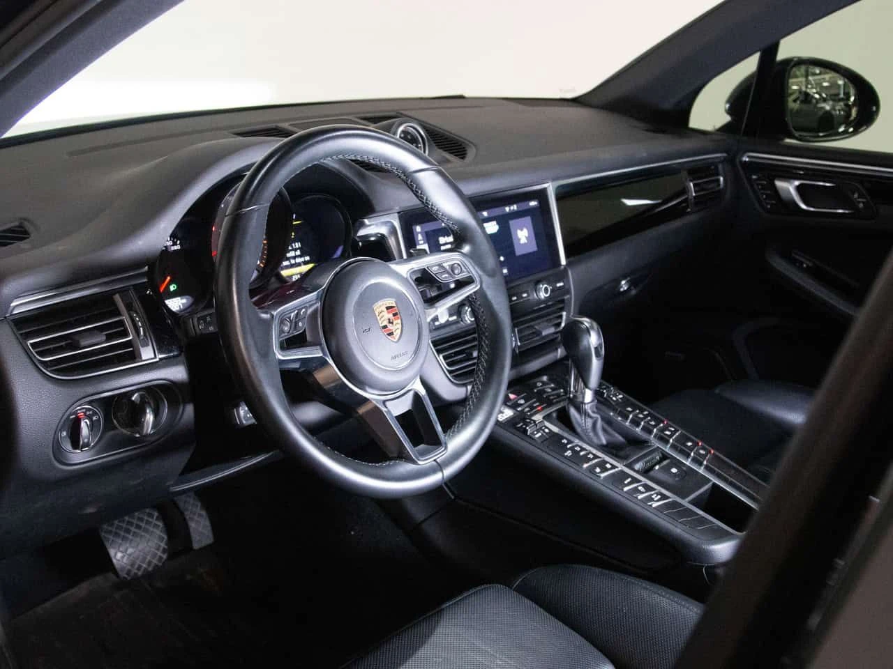 Porsche Macan * S | PREMIUM PLUS | 19" SPORT WHEELS * CARFAX, снимка 13 - Автомобили и джипове - 54783866