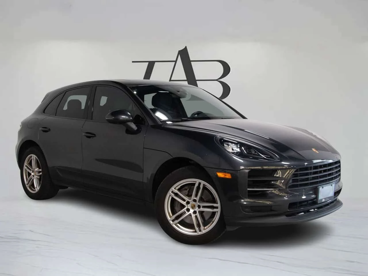 Porsche Macan * S | PREMIUM PLUS | 19" SPORT WHEELS * CARFAX, снимка 2 - Автомобили и джипове - 54783866
