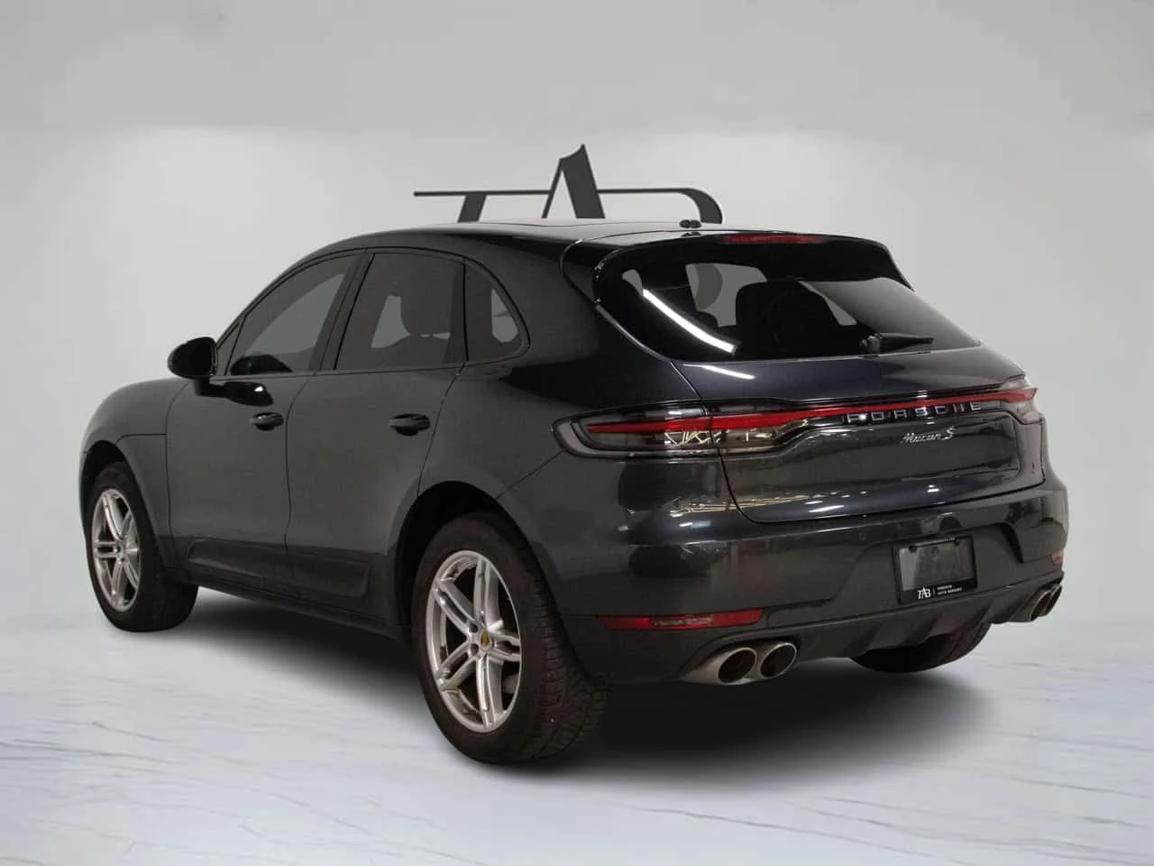 Porsche Macan * S | PREMIUM PLUS | 19" SPORT WHEELS * CARFAX, снимка 5 - Автомобили и джипове - 54783866