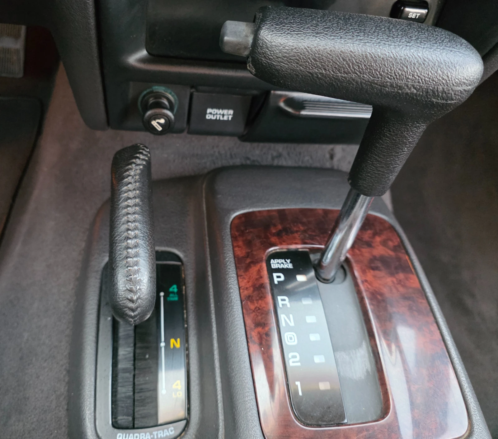 Jeep Grand cherokee 5.9 V8 LIMITED, снимка 12 - Автомобили и джипове - 54875566