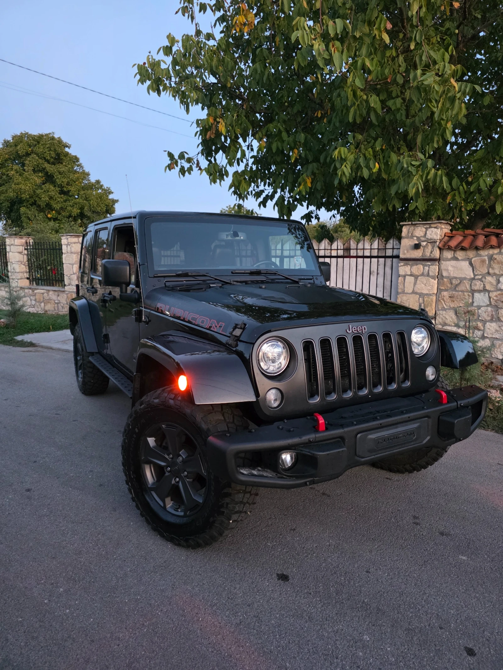 Jeep Wrangler Rubicon RECON, снимка 2 - Автомобили и джипове - 56083306