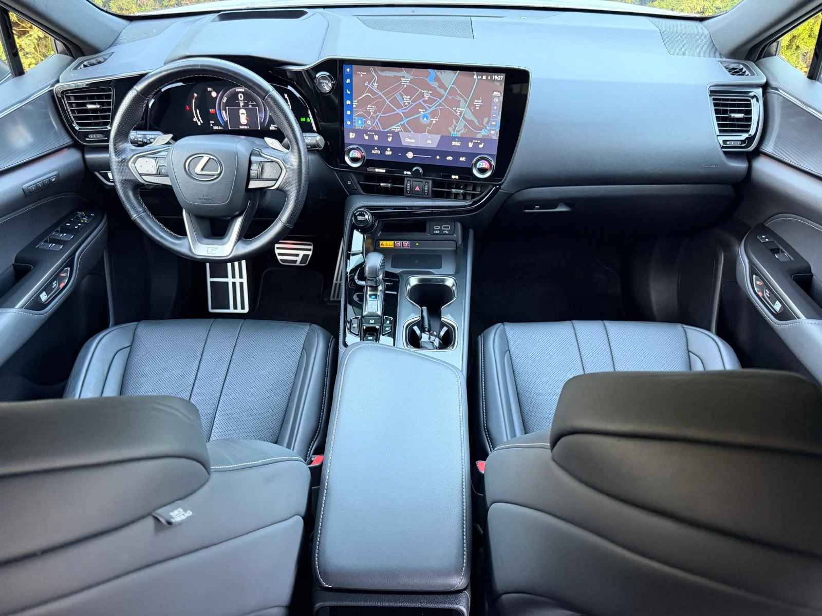 Lexus NX 350h F-SPORT-AWD-KEYLES-ПОДГРЕВ-ОБДУХВАНЕ-360КАМЕРА-FUL, снимка 12 - Автомобили и джипове - 56154698