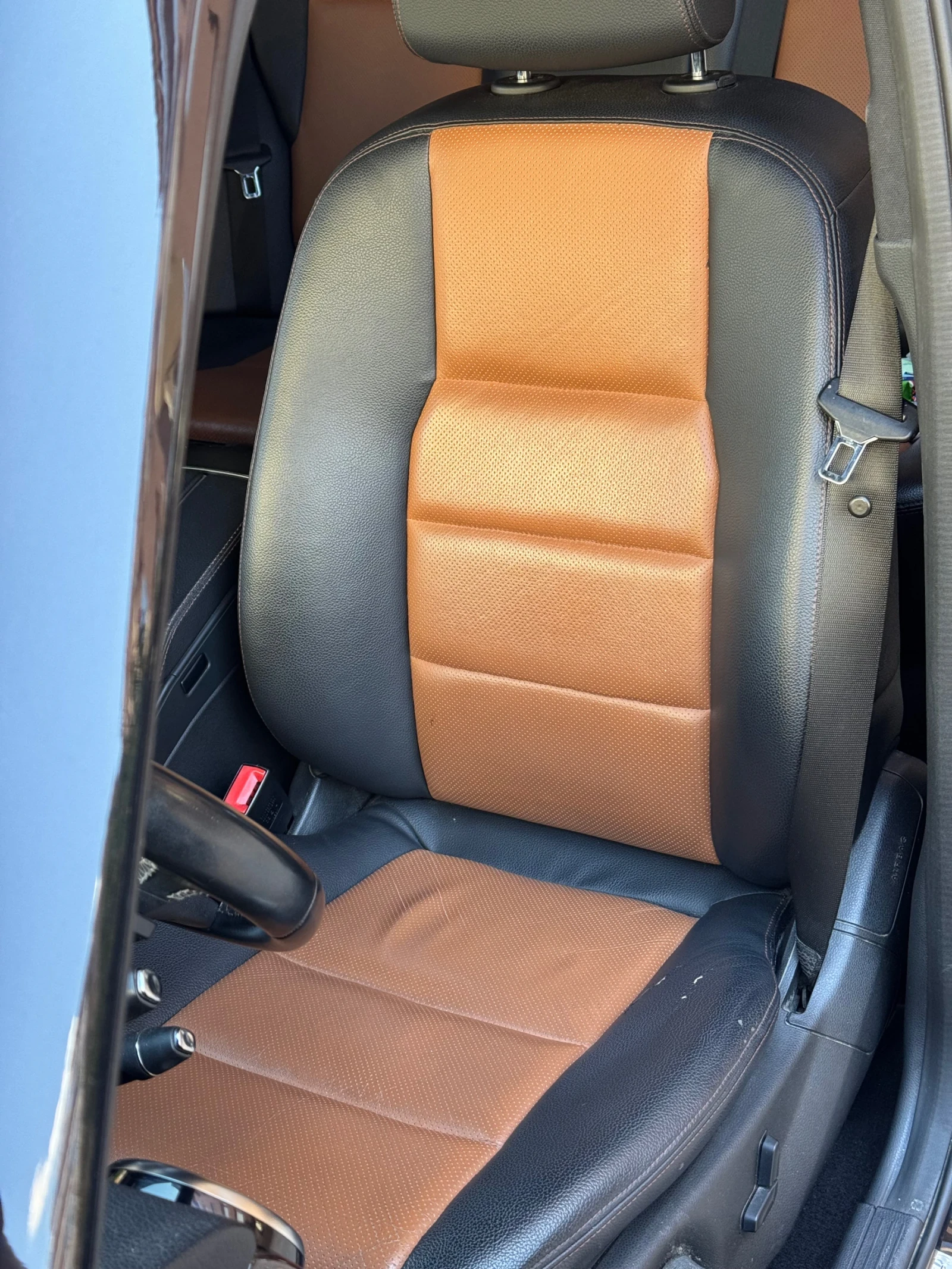 Mercedes-Benz GLK 220D, снимка 9 - Автомобили и джипове - 56460850