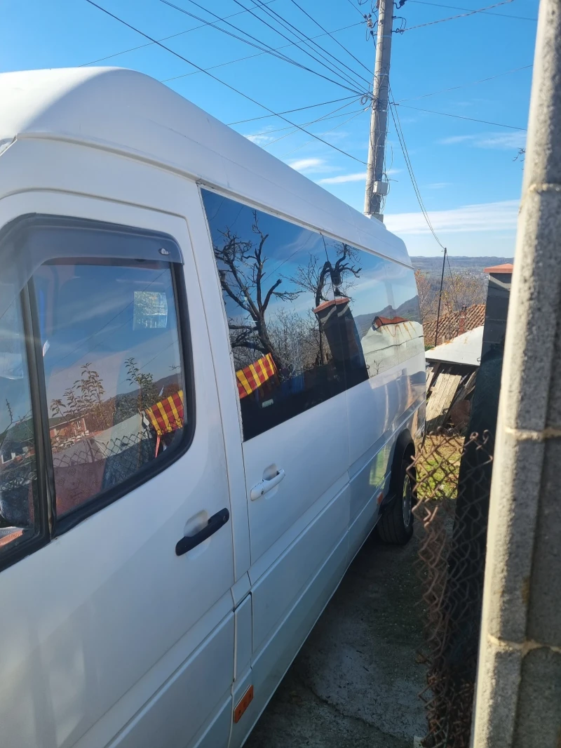 Mercedes-Benz Sprinter 412, снимка 4 - Бусове и автобуси - 52458091