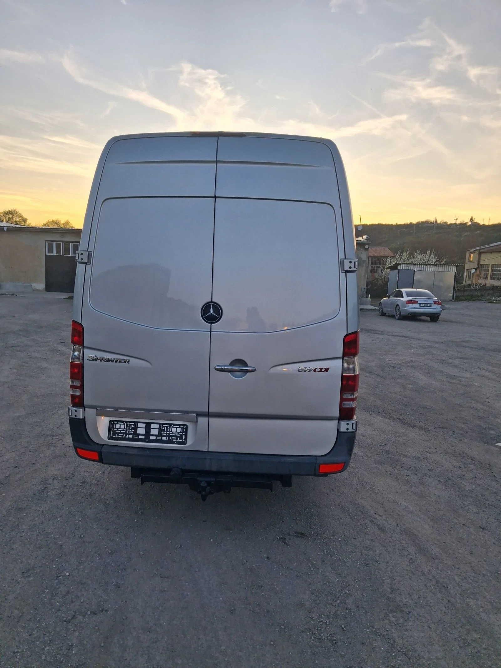 Mercedes-Benz Sprinter 519 ������� 519 ��������  | Mobile.bg � ����������� 5