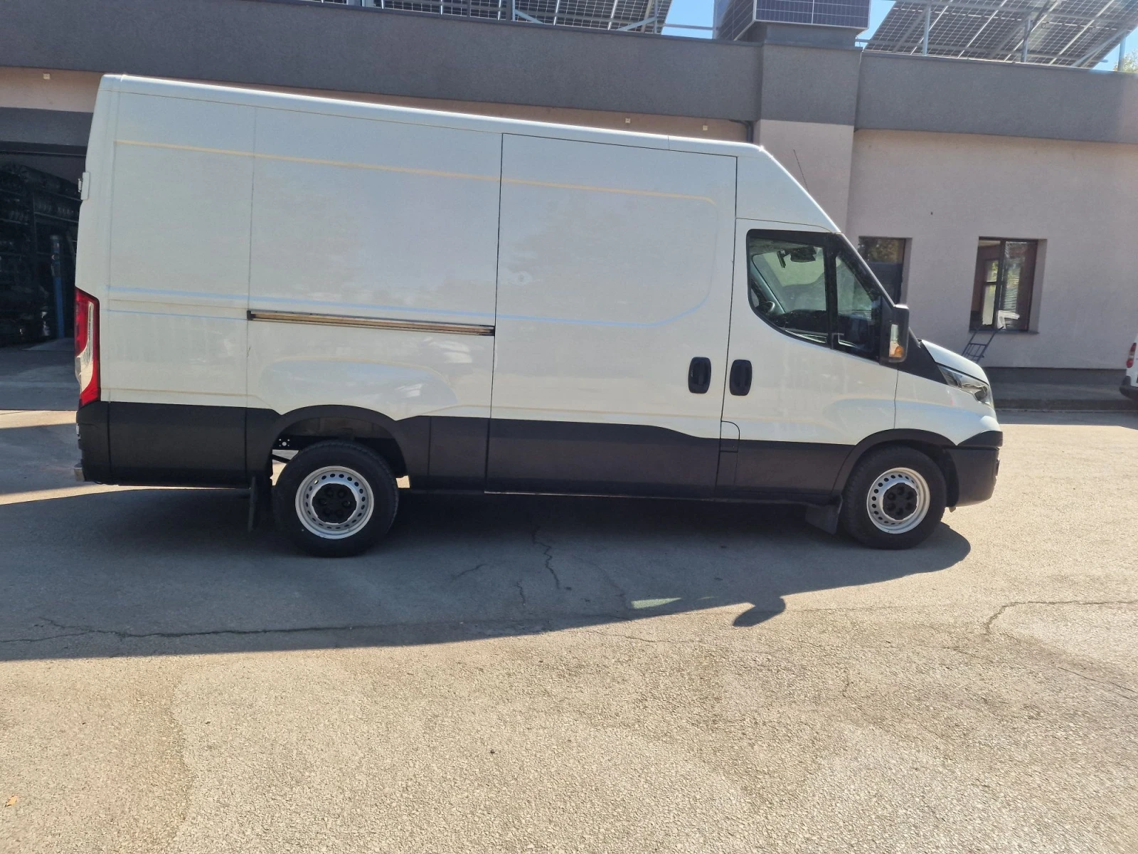 Iveco 35S18 35s17 клима 3.0HPI, снимка 5 - Бусове и автобуси - 55575549