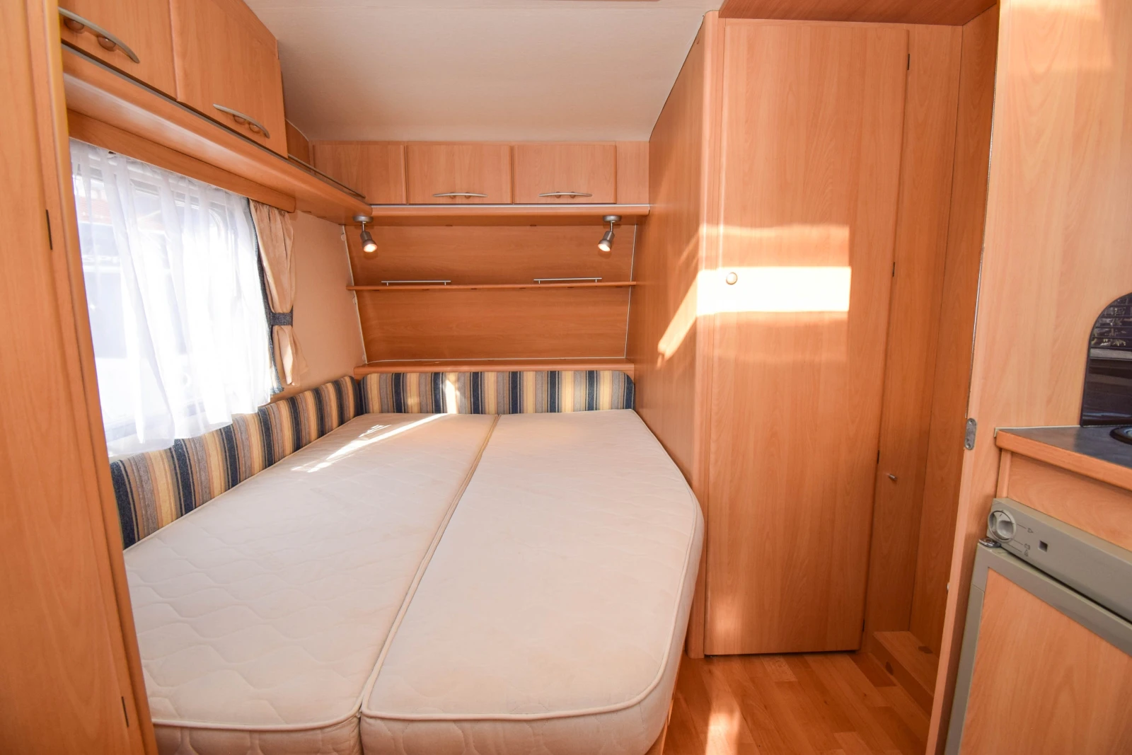 Каравана Adria Altea 432PX+ Форселт, снимка 11 - Каравани и кемпери - 54141213