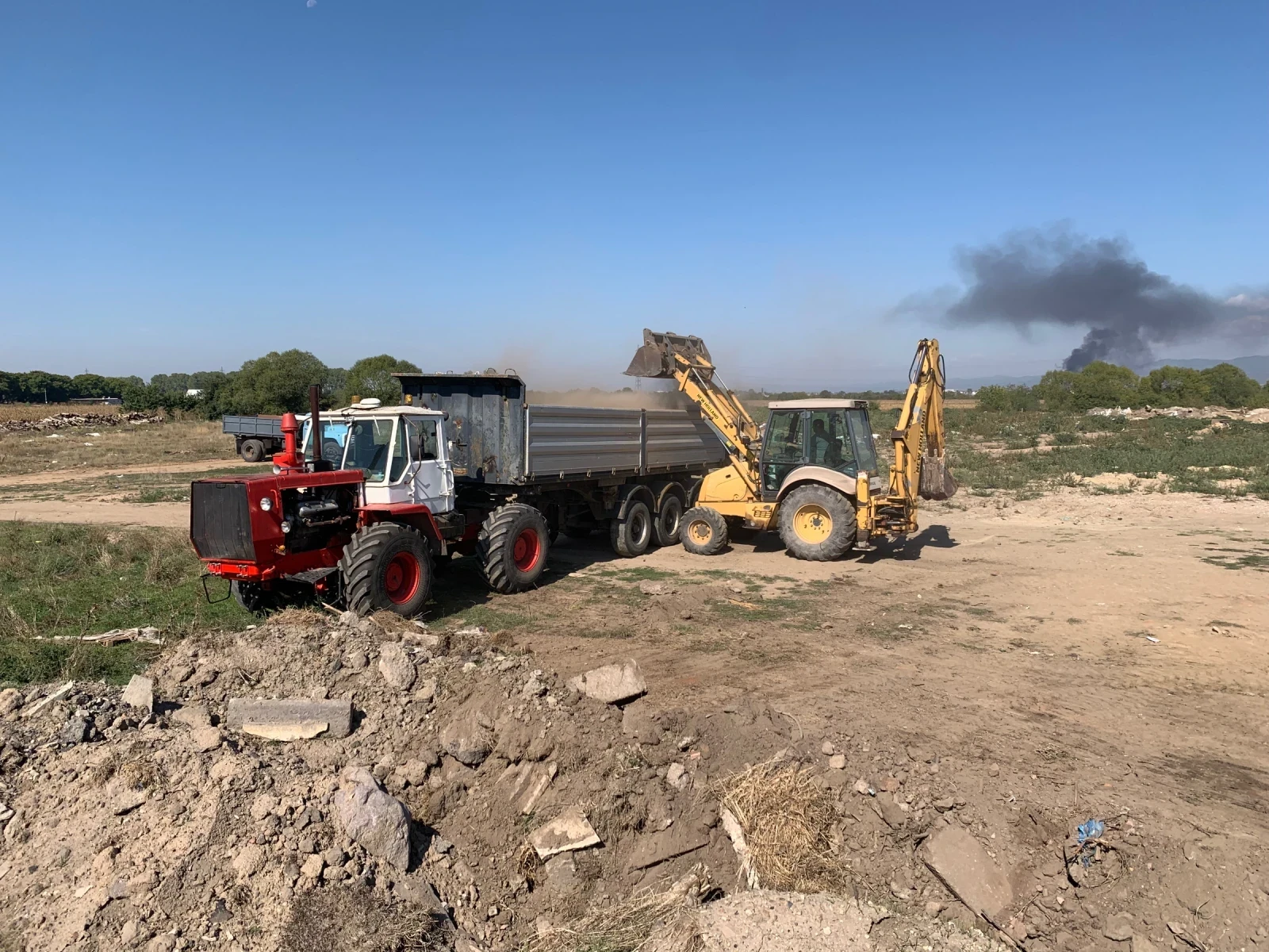 Полуремарке Benalu 8000, снимка 2 - Ремаркета - 54578390