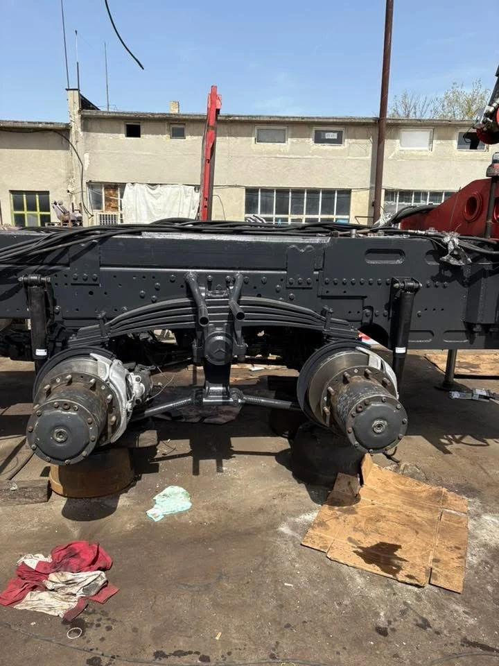 Ресьори Мерцедес Аксор спойлер Атего, снимка 5 - Части - 52544469